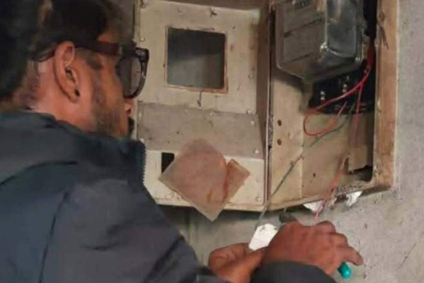 बक्यौता नतिर्ने ग्राहकको लाइन काट्दै प्राधिकरण